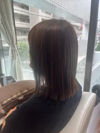 ミディアム 須藤 百合香のヘアスタイル