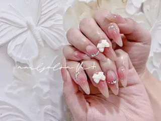 ネイル ✨Nailsalon Vi+✨のネイルデザイン