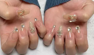 ネイル 🦋 MiKi 🦋 ネイルサロンのネイルデザイン