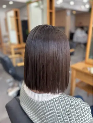 カラー PADOU_ IORIのヘアスタイル