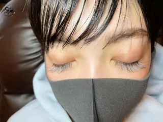 マツエク・マツパ Sue eyelash&eyebrow所属・Shigeno Hikaruのマツエク・マツパデザイン