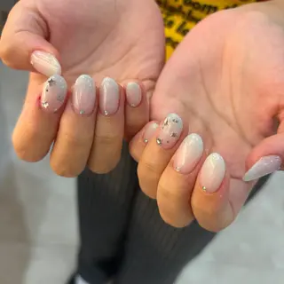 ネイル 栗田 ゆう子のネイルデザイン