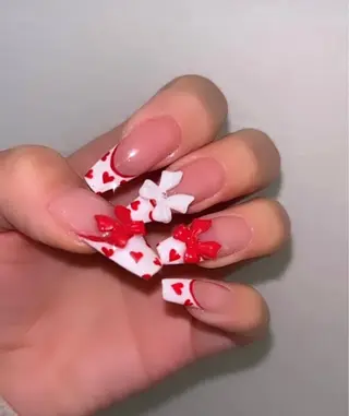 ネイル 高草木 桃香のネイルデザイン