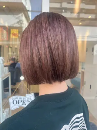 ショート カラー 坂本 実沙季のヘアスタイル