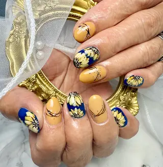 ネイル M.N_ nailのネイルデザイン