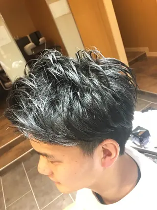 ショート メンズ 吉村 周馬のヘアスタイル