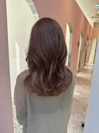 ミディアム レイヤー/ハッシュ 渋谷/サッタのヘアスタイル