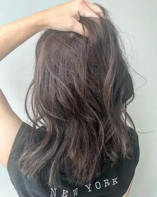 セミロング Riches by ENVY 西宮北口　リシェス バイ エンヴィー所属・SARA / 髪質改善/西宮北口のヘアスタイル