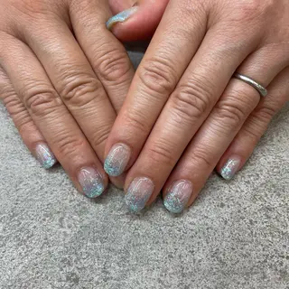 ネイル MAXKELLY EMIのネイルデザイン