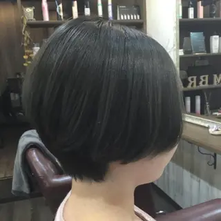 ショート カラー embrace エンブレイスのヘアスタイル
