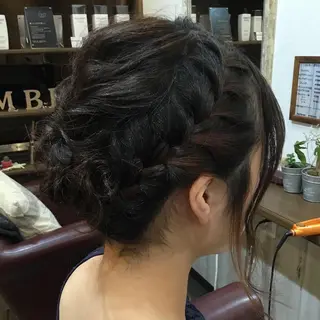 ヘアアレンジ embrace エンブレイスのヘアスタイル