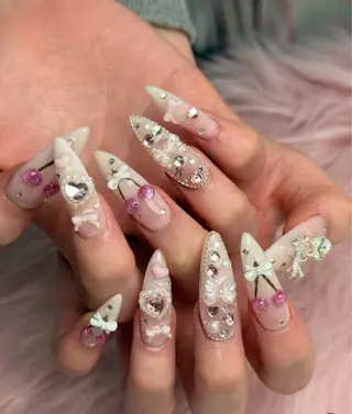 ネイル Lyna 池袋のネイルデザイン