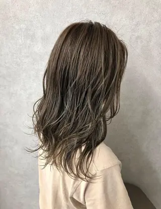 セミロング カラー ショート、韓国メンズ ヘアのかつらぎのヘアスタイル