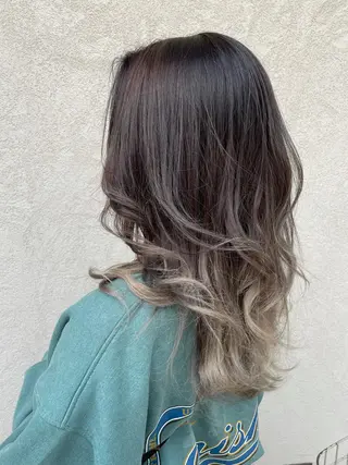 ロング カラー 渡辺 瑠美のヘアスタイル