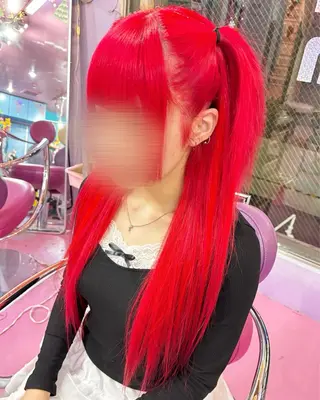 ミディアム カラー TOY🐈‍⬛🎀 派手髪/地雷系のヘアスタイル