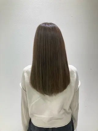 ロング カラー 上杉 梨緒のヘアスタイル