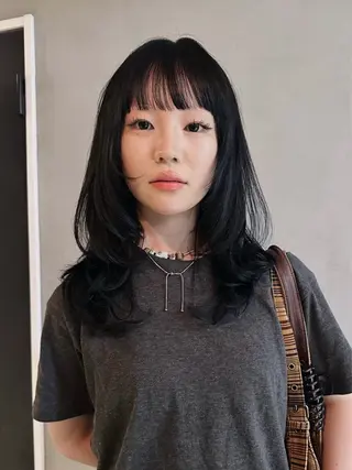 セミロング 前野 日奈のヘアスタイル