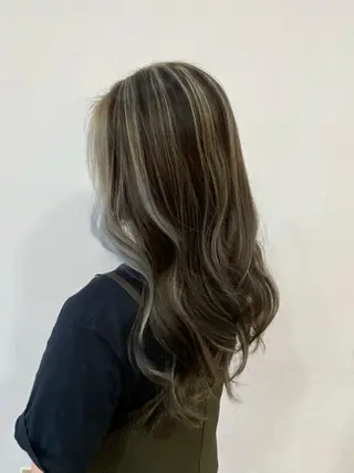 ロング ビューティービースト 石垣店のヘアスタイル