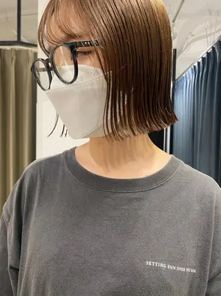 ショート カラー センターパート/ 暖色カラーayuのヘアスタイル