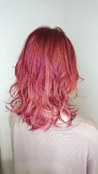 カラー ブリーチ/ヘアケア/ 艶髪/イギチハルのヘアスタイル