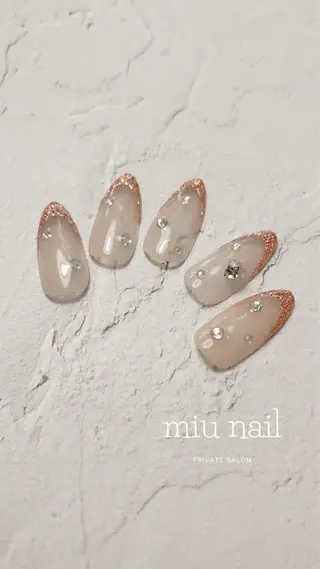 ネイル 杉本 孝美のネイルデザイン