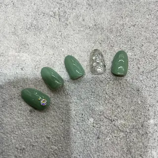 ネイル 東京ネイルアカデミー所属・Hitomi .Oのネイルデザイン