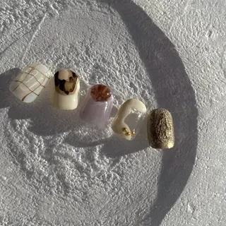 ネイル ISHIZUKA Aのネイルデザイン