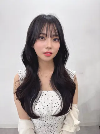 セミロング kiti SAKAE所属・のり/顔まわり/韓国 /レイヤーカットのヘアスタイル