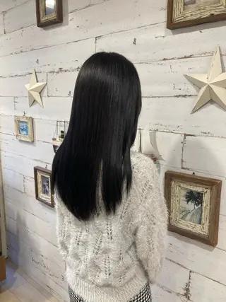 カラー 辰巳 遥萌のヘアスタイル