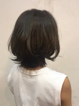 ショート カラー レイヤー/韓国ヘア 杉浦結梨のヘアスタイル