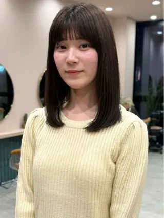 セミロング Saki 🍋透明感 カラー/レイヤーのヘアスタイル