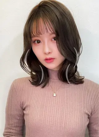 ミディアム レイヤー/顔周り 田山　穂波のヘアスタイル