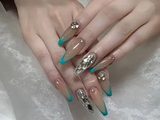 ネイル VIVIAN エイのネイルデザイン