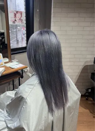 ロング Vis ill所属・イリオモテ レナのヘアスタイル