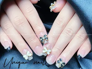 ネイル UniqueNail 長さだし専門店のネイルデザイン