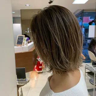 ミディアム カラー ヘアアレンジ 【Sweep】おじま のぞみのヘアスタイル