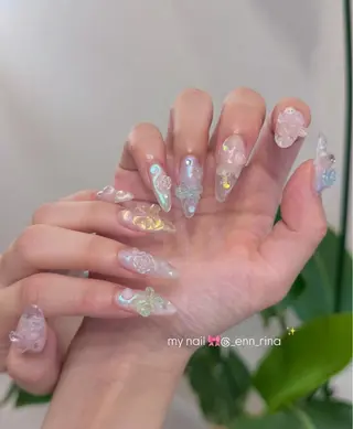 ミディアム 🎀RINA🎀 ennのネイルデザイン