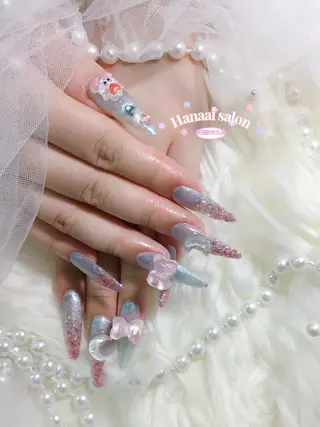 セミロング 長谷川 妃菜のネイルデザイン