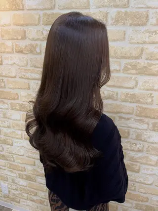 ロング 大西 瑠奈のヘアスタイル