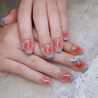 ネイル Queens 榊 まおのネイルデザイン