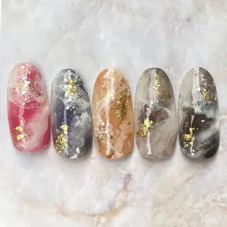 ミディアム Lety total beautyのネイルデザイン