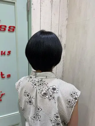 ショート 💐透明感カラー💐 おかじま まりか💐のヘアスタイル