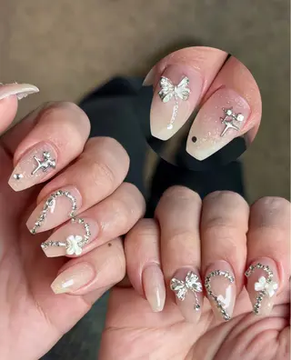 ネイル Lyna 池袋のネイルデザイン