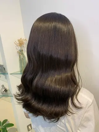 セミロング カラー 透けるbrown カラー🎗♡yukaのヘアスタイル