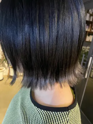 カラー hair design D.ulu所属・隅内 桃香のヘアスタイル