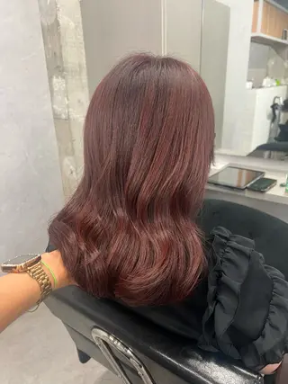 ミディアム 石津 優菜のヘアスタイル