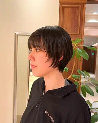 ショート 青山 莉奈のヘアスタイル