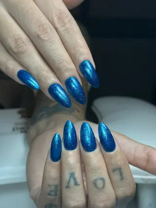 ネイル Isinha Nailsのネイルデザイン