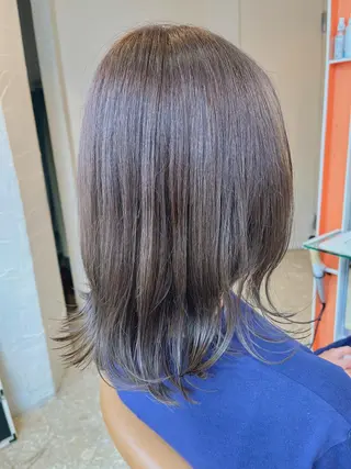 ミディアム カラー うしだ かおるのヘアスタイル