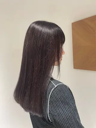 ロング イヌマル アユ / Fier umedaのヘアスタイル